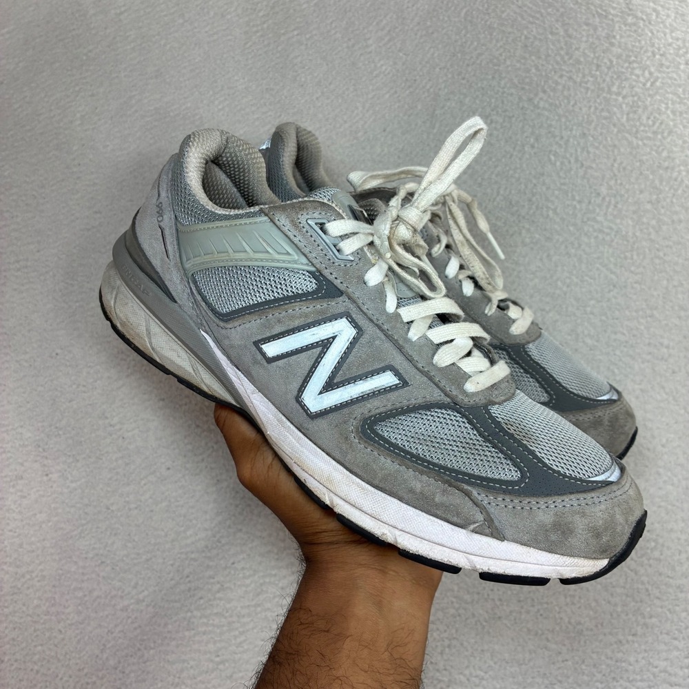 New Balance 990v5 Sneakers Men 9.5 Grey Suede Mesh Running Dad Shoes Athletic